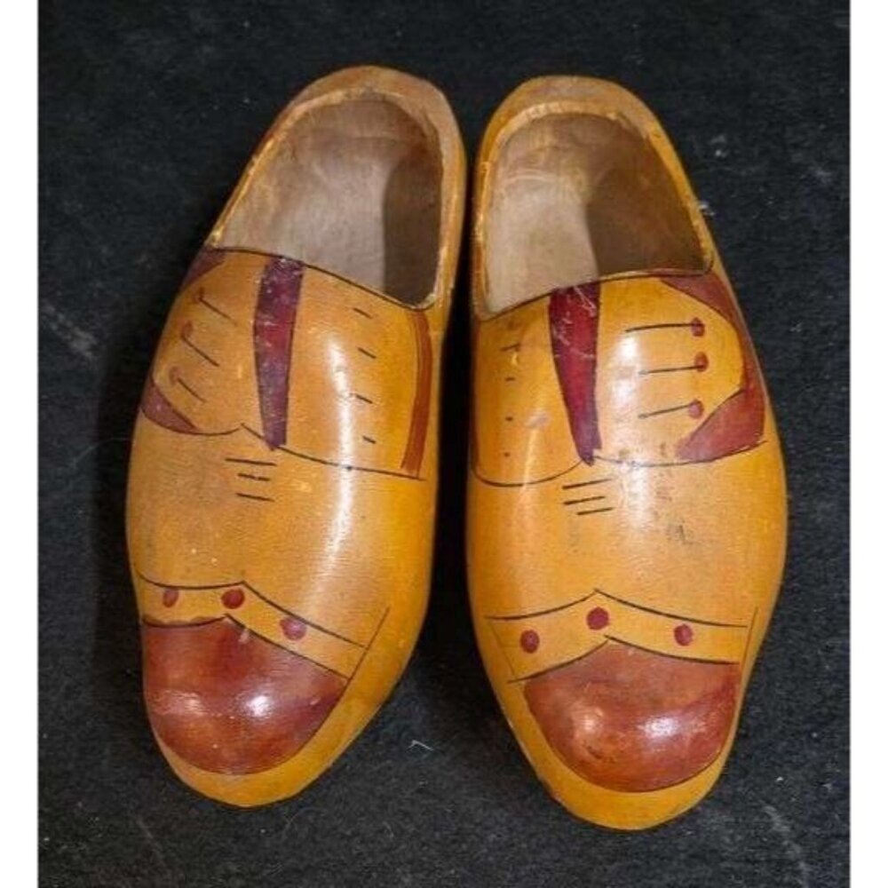 Vintage Dutch Wooden Clogs – Hand‑Painted Klompen Folk Art Collectible (Pair)